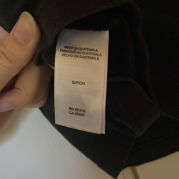 Guns N’ Roses Skull Cross Black Shirt - Picture 5 of 5